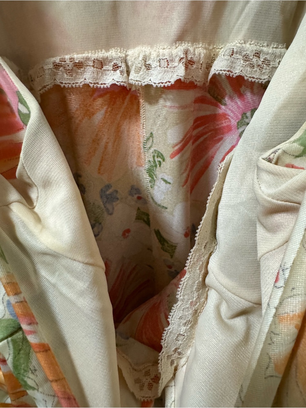 60s Olga Flower Burst Wrap Robe and Night Gown Set - Small 32 - Picture 5 of 14